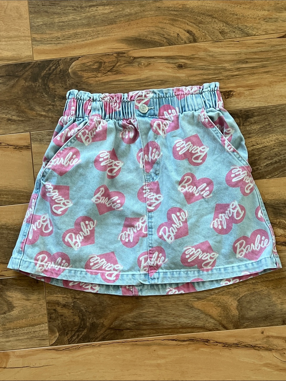 H&M Barbie Denim Skirt Hearts Pink Logo Girls Size 8 Jean Mini Pockets Cotton